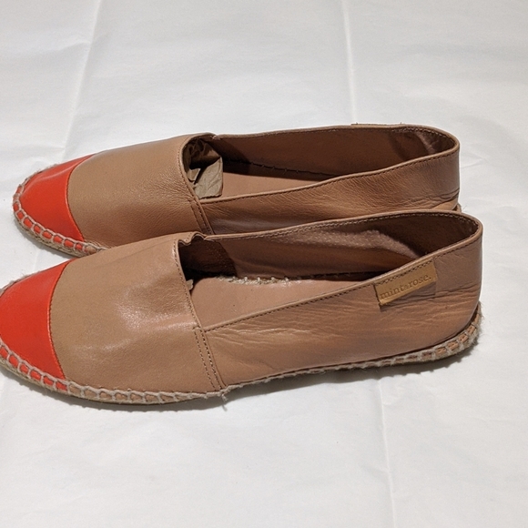 Mint and Rose Slip On - Picture 4 of 8